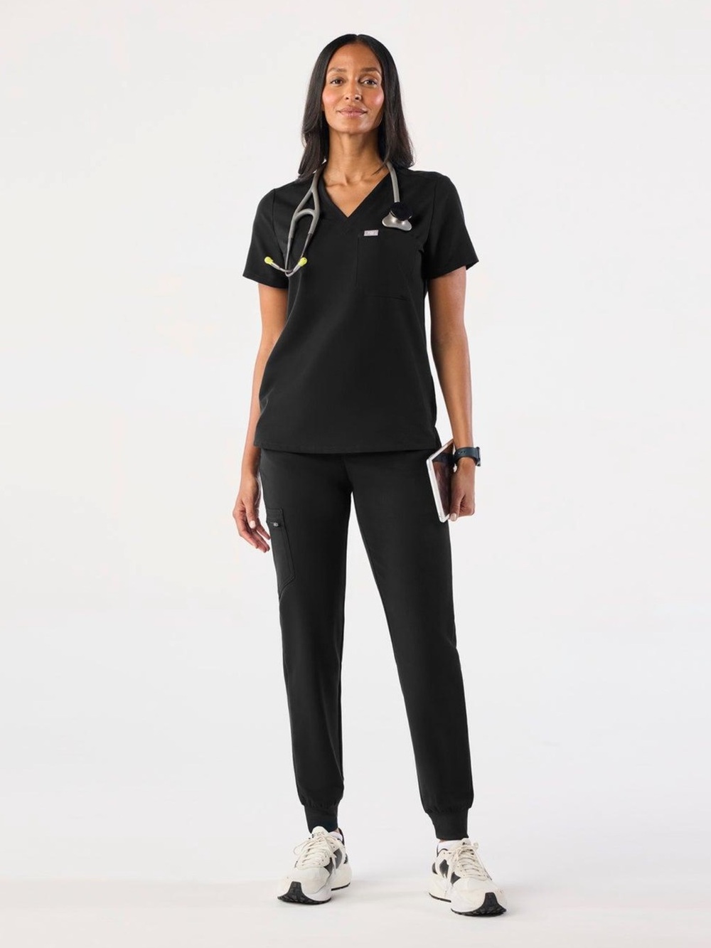 FIGS Black Scrub Set – Women’s Medium – Short Sleeve  Top + Pants Technical